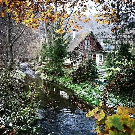 Feriehus Fairy Tale On Water Stream, 30 Minutes From South Prague Davle
