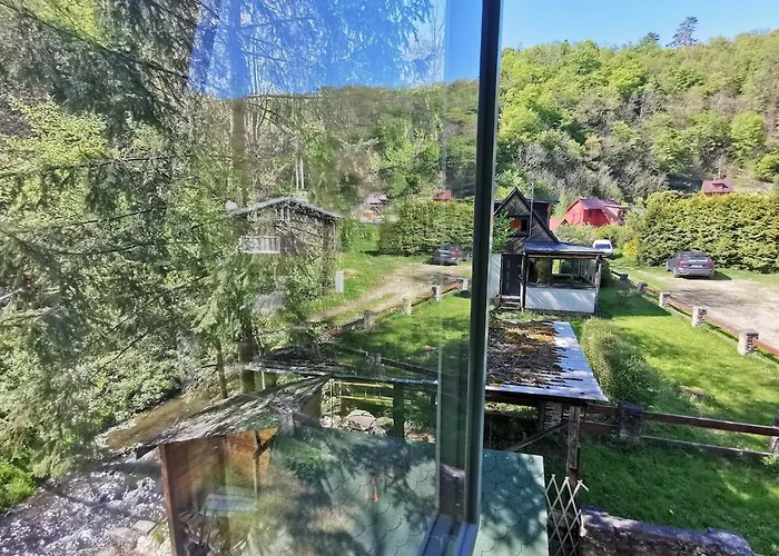 بيت للعطل Fairy Tale On Water Stream, 30 Minutes From South Prague Davle